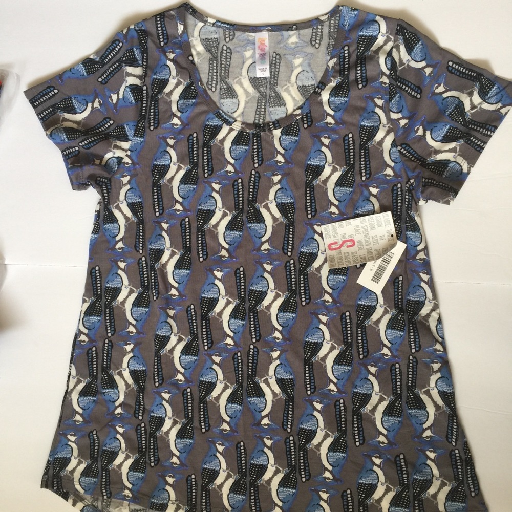 Lularoe NWT Classic T Small